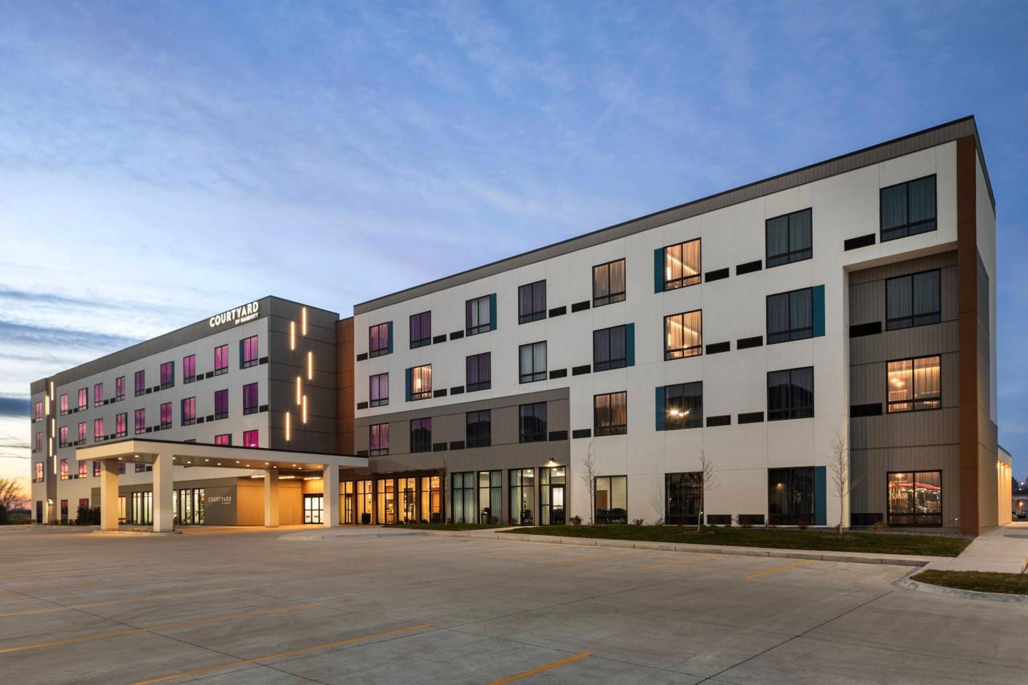 Courtyard By Marriott Bettendorf Extérieur photo