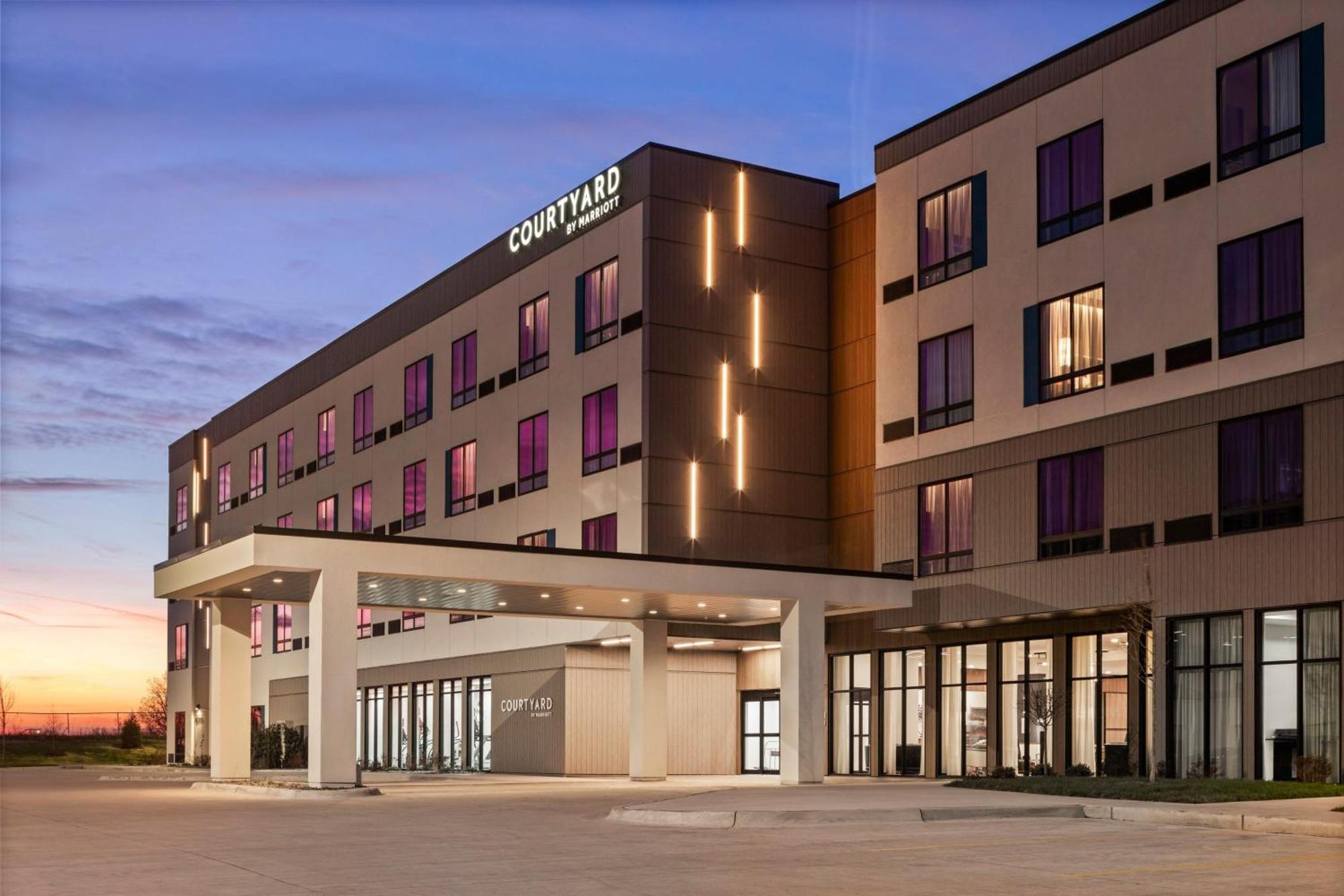Courtyard By Marriott Bettendorf Extérieur photo